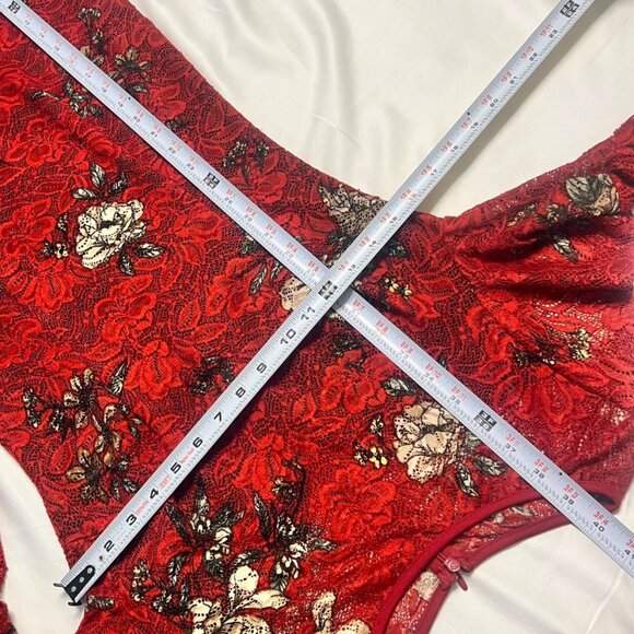 Vfshow Red Floral Lace Bodycon Dress Bell Sleeves Party Prom Dress Size Medium - Picture 7 of 15